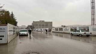 Besnide sağanak yağış etkili oldu