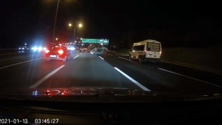 Beykozda makas atıp kontrolden çıkan araç takla attı, kaza anı kameralara böyle yansıdı