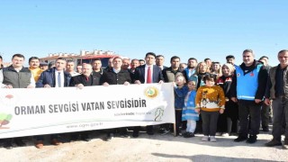 Beylikovada 5 bin fidan toprakla buluştu