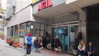 Beyoğlunda özel hastane deprem tadilatı gerekçesiyle kapatıldı, işten çıkarılan çalışanlar tepki gösterdi