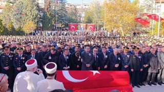 Bilecik şehidini 15 bin kişi ile uğurladı