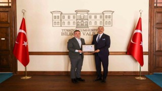 Bilecikin sevilen müdürü Suat Günbey veda ediyor