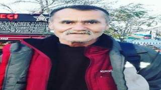 Bisikleti ile yolun karşısına geçmekte olan yaşlı adama otomobil çarptı: 1 ölü