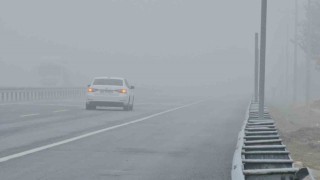 Bitliste yoğun sis etkili oldu: Görüş mesafesi sıfıra düştü