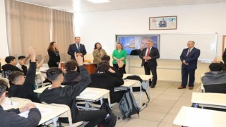 Bozüyükte Kaymakam ve Milli Eğitim Müdüründen okul ziyaretleri