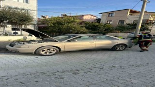 Burhaniyede seyir halindeki otomobilde yangın