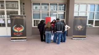 Bursa polisi, okul okul gezerek öğrencileri bilgilendirdi