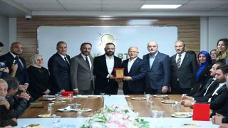 Bursada 800 yeni üye AK Partiye katıldı