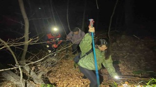 Bursada Saitabat Şelalesinde kaybolan iki kişi kurtarıldı