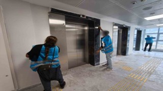 Bursada yükümlüler KYK yurtlarını temizledi