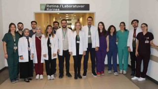 Bursadaki 5 kişi, dünyaya yeni gözleriyle merhaba dedi