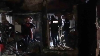 Bursadaki ev yangınında kaybolan yaşlı adamın cansız bedeni bulundu