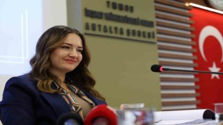 Büyükşehir Başkan Vekili Özdemir: Antalyanın geleceği için iki kat daha fazla çalışıyoruz