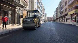 Büyükşehir Belediyesinden kış öncesi asfalt serimi mesaisi