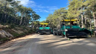 Büyükşehir, Ölüdeniz yolunu yeniliyor