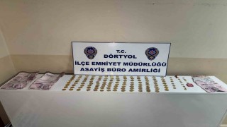 Çaldıkları altın dolu keseyi toprağa sakladılar