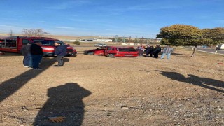 Çankırıda hafif ticari araç ile otomobil çarpıştı: 1 ölü, 4 yaralı