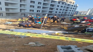 Çayırovada inşaat alanında toprak altında kalan 1 işçi kurtarıldı