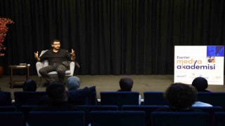 Çelik: Bir günde gazeteci olunmuyor