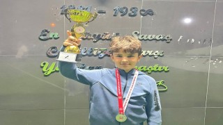 Çeşme Belediyesporlu Emirden satrançta İzmir ikinciliği