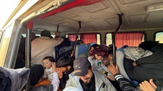 Çeşmede 40 düzensiz göçmen yakalandı