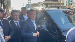 CHP Genel Başkanı Özel Gaziantepte partililerle bir araya geldi