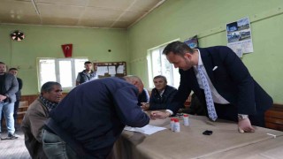 Çivril Belediyesi şap hastalığına karşı çiftçinin yanında