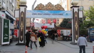 Cizre Kitap Fuarını 10 günde yüz bini aşkın kişi ziyaret etti