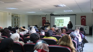 Cizrede En İyi Narkotik Polisi Anne semineri