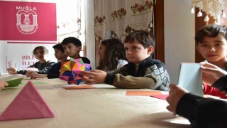 Çocuklar origami ile geometrinin dünyasını keşfetti