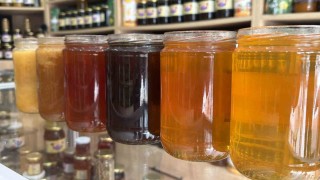 Coğrafi işaretli kestane ve orman gülü balları raflardaki yerini aldı