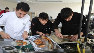 Çoruhun incisi somon, genç şef adaylarının ellerinde yarıştı