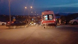 Çorumda iki otomobil çarpıştı: 1 yaralı