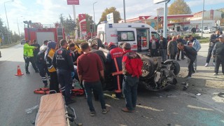 Çorumda takla atan otomobilim sürücüsü yaralandı