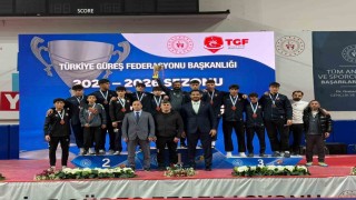 Çorumlu güreşçiler Ankaradan üçüncülükle döndü