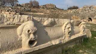 “Çukurova’nın Efesi”nde İlk Kez Filozof Tasviri Ortaya Çıkarıldı