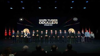 Cumhurbaşkanı Erdoğandan ERÜye ödül