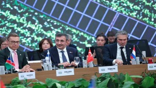 Cumhurbaşkanı Yardımcısı Yılmaz: Yenilenebilir enerjinin kurulu güç içindeki payını yüzde 60a çıkardık