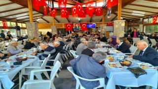 Dalamanda emekli öğretmenler kahvaltıda buluştu