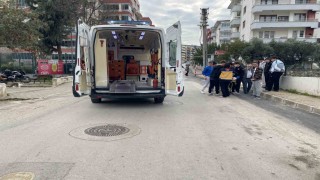 Dengesini kaybedip yola düşen adama kamyon çarptı