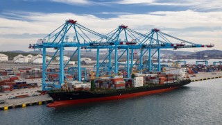 Denizlide ithalat azaldı, ihracat arttı