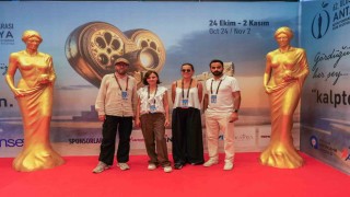 Deprem yaralarını oyunla saran çocukların hikayesi Altın Portakalda