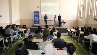 Dicle Elektrikten üniversite öğrencilerine kariyer desteği