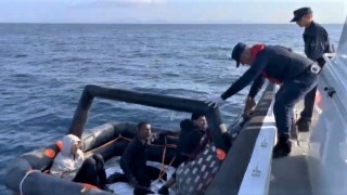 Didimde 4 düzensiz göçmen kurtarıldı