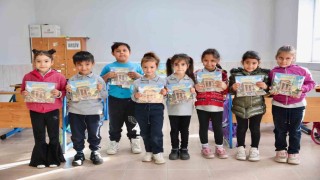 Didimin Renkleri boyama kitabı minik öğrencilerle buluştu