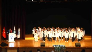 Diş hekimliği fakültesinde beyaz önlük heyecanı