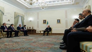 Dışişleri Bakanı Fidan, İran Cumhurbaşkanı Pezeşkiyan ile görüştü