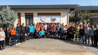 Diyarbakırda ekiplerin deprem tatbikatı gerçeği aratmadı