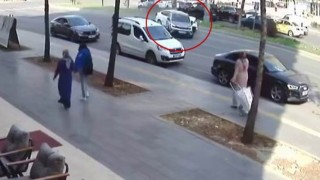 Diyarbakırda trafik kazası güvenlik kameralarına yansıdı