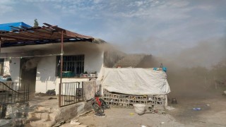 Dörtyolda müstakil ev yandı